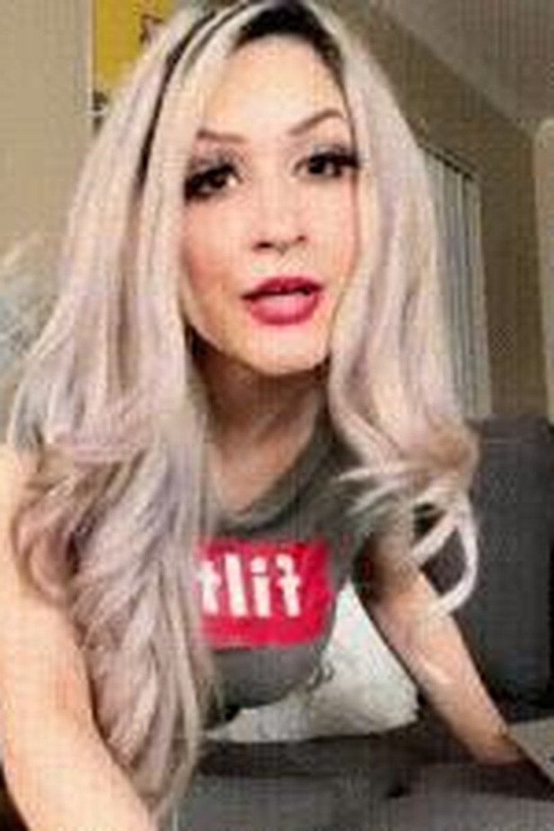 Ignored By Goddess - Screenshot 1 of 4 - Foot Fetish