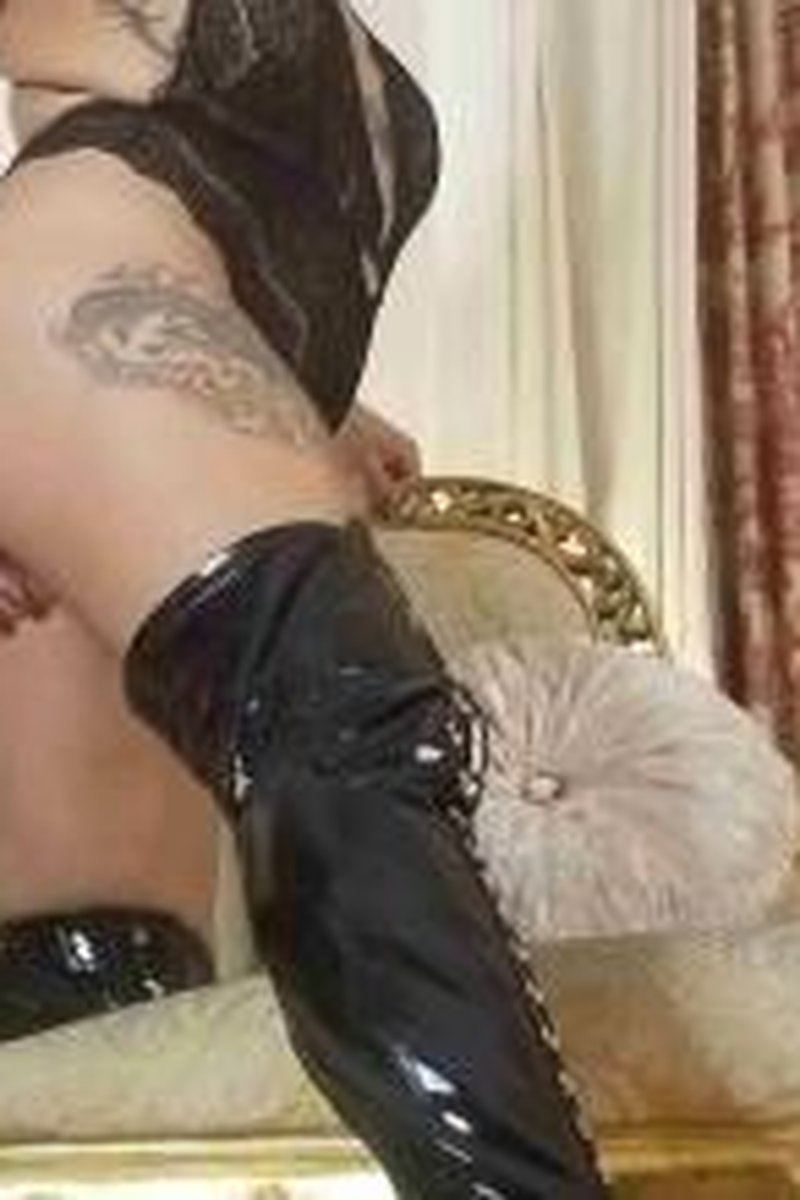 Close Up POV Ass Worship - Screenshot 1 of 4 - Rianna James