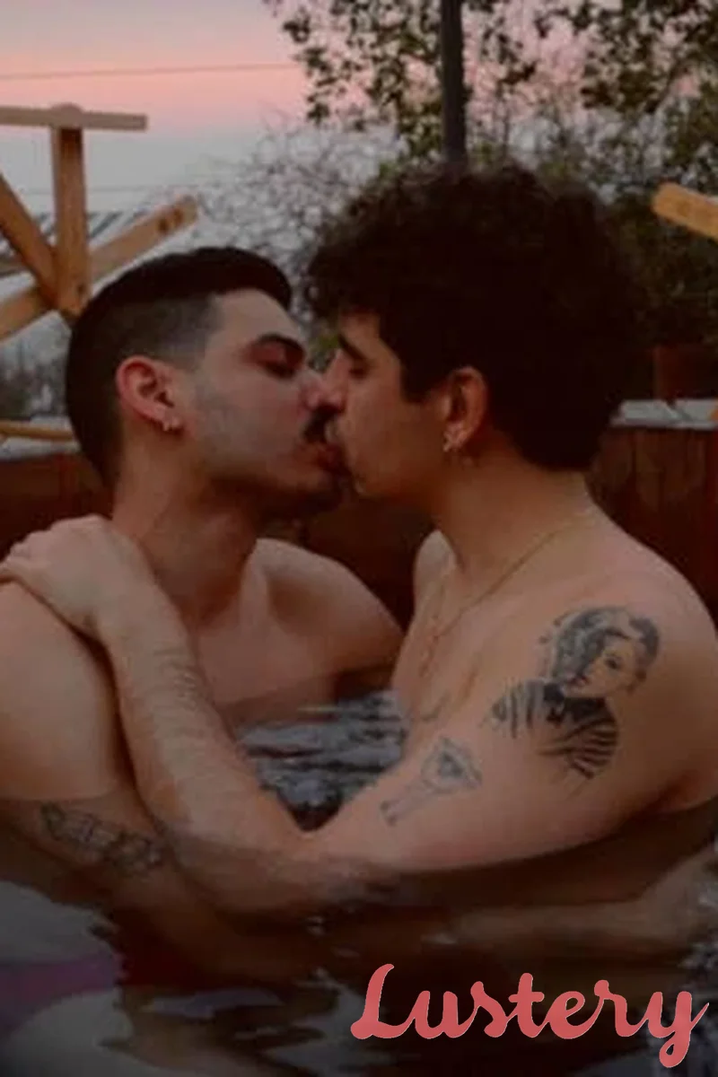 Vlog: Nature Calls - Screenshot 1 of 4 - Anal