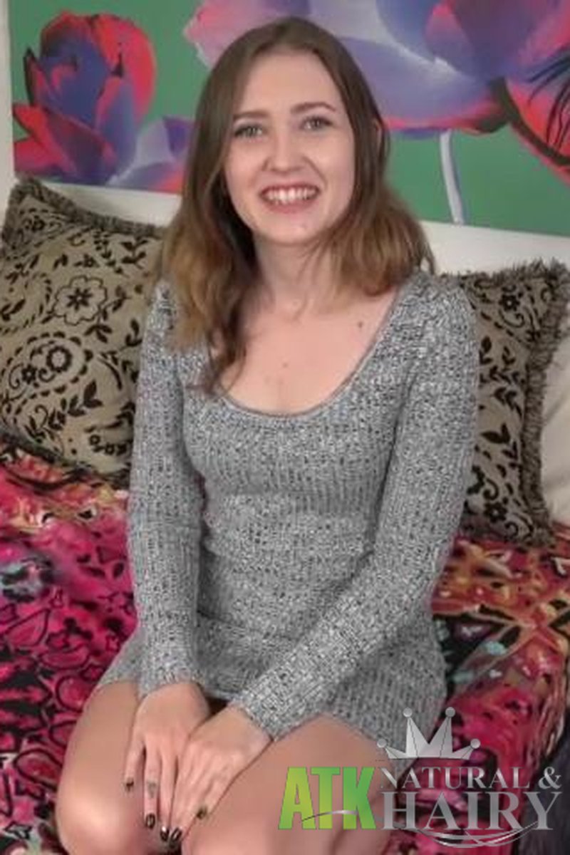 Brielle Woods - Interview - Screenshot 1 of 4 - Brielle Woods