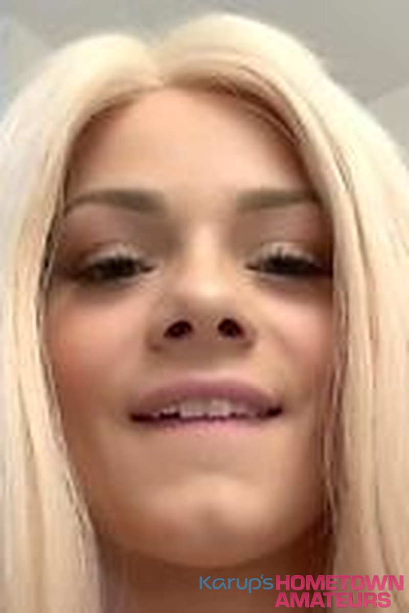 Elsa - Screenshot 1 of 4 - Elsa Jean