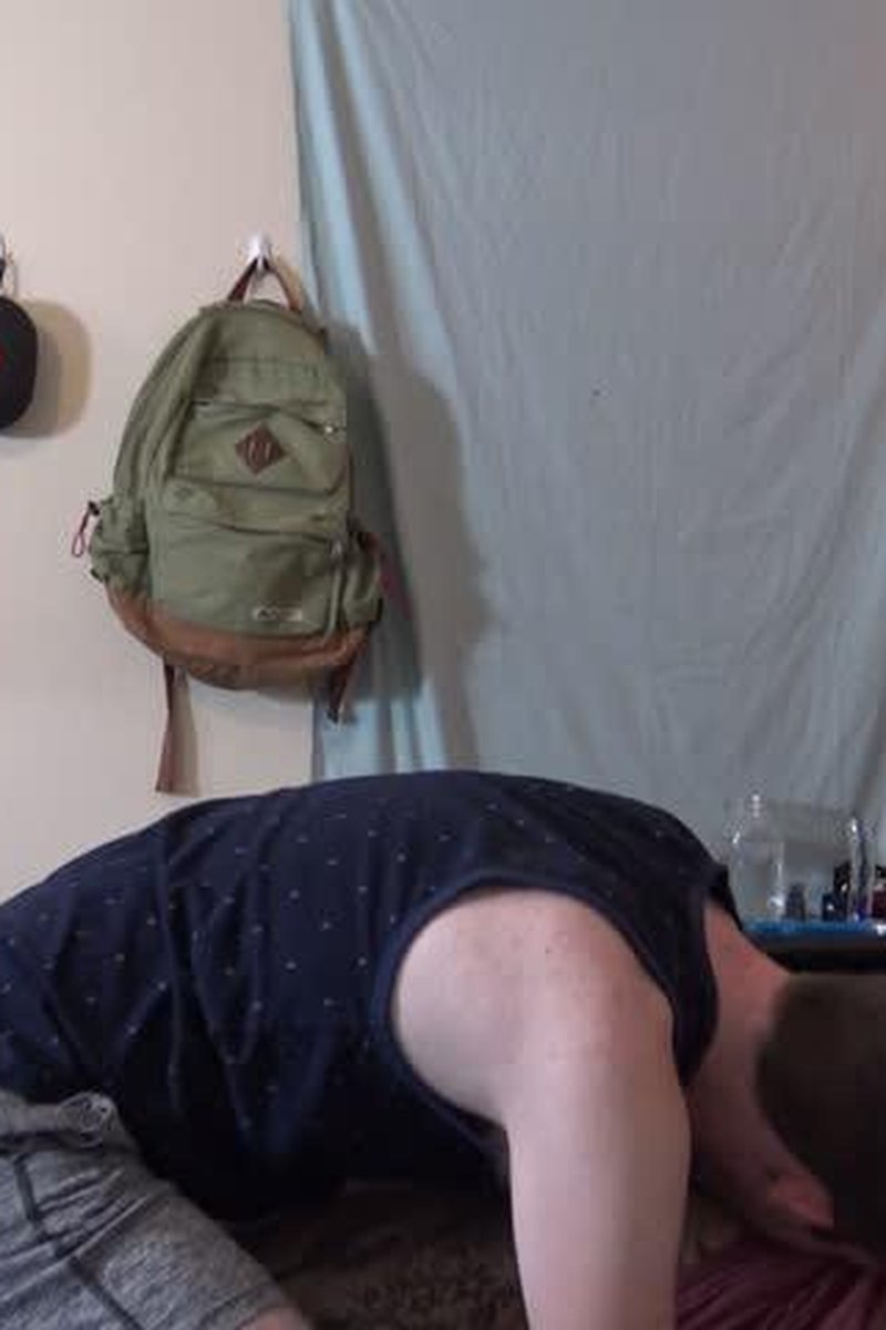 Grindr Hook Up 2 - Screenshot 1 of 4 - Anal