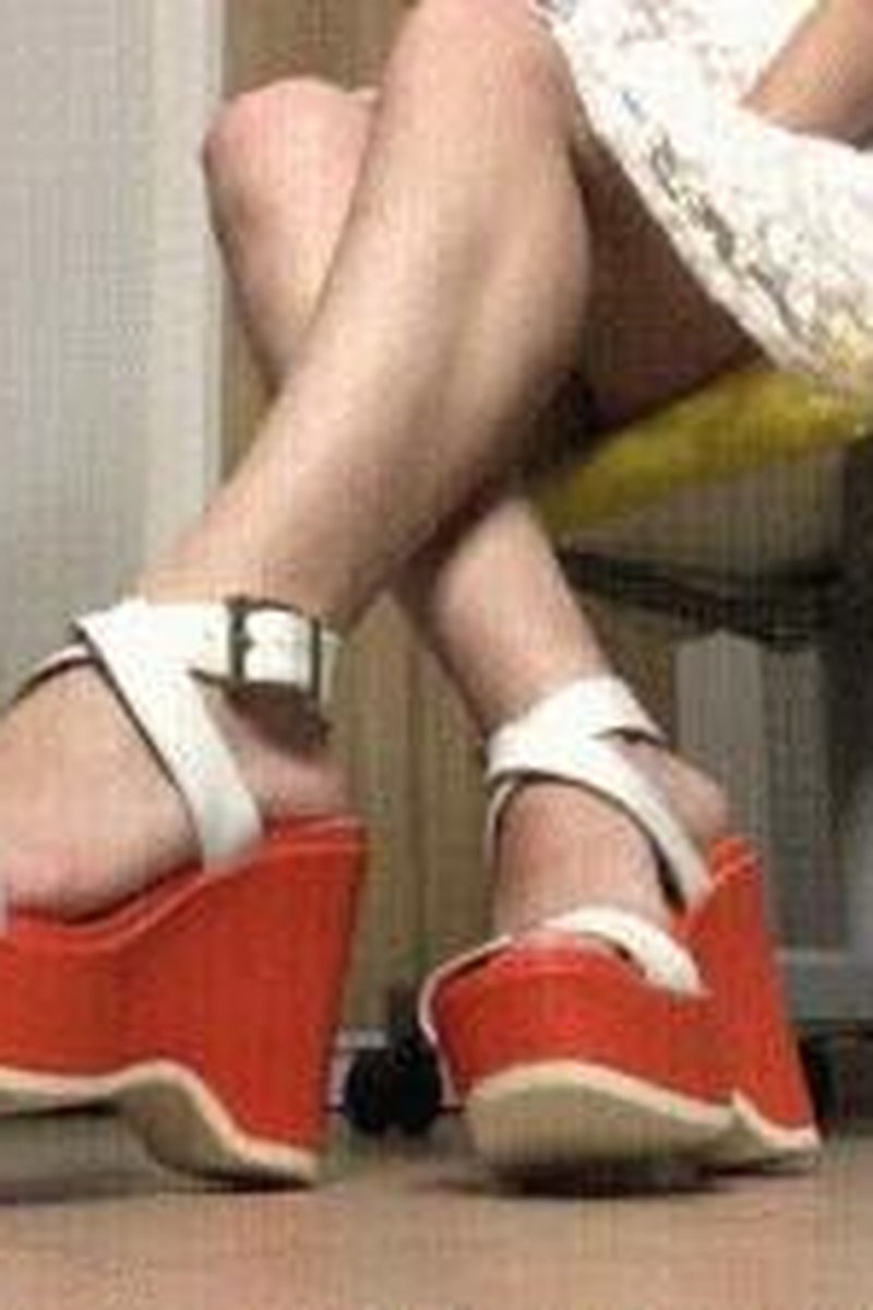 Platform Shoes! - Screenshot 1 of 4 - Fantasy