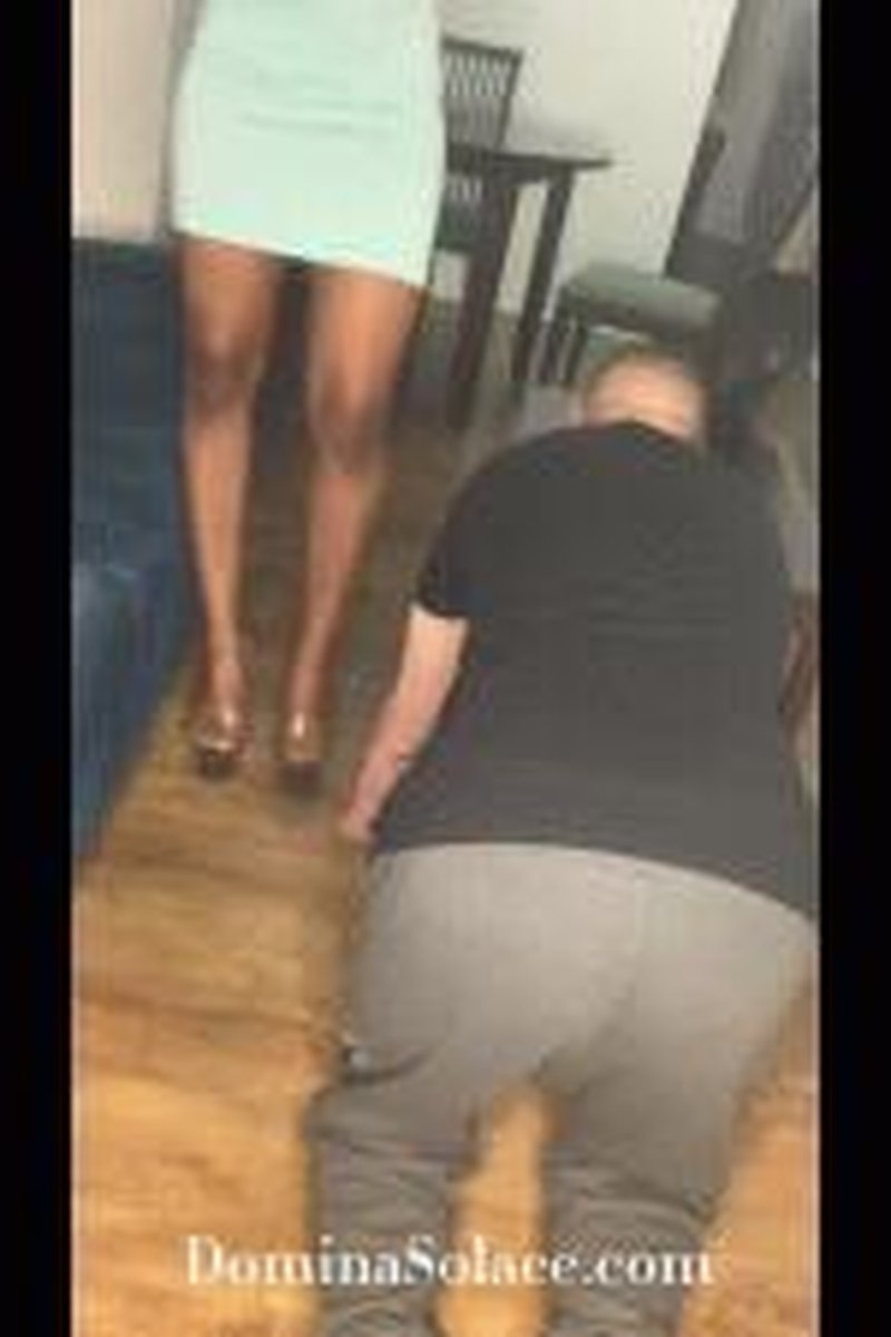 Using & Abusing White Slaves - Screenshot 1 of 4 - Ass Worship