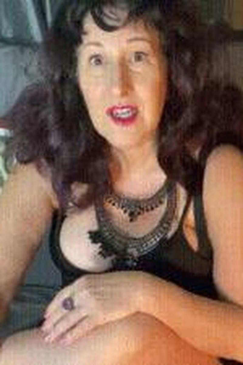 Cuckold Witch Spell - Screenshot 1 of 4 - Cuckolding