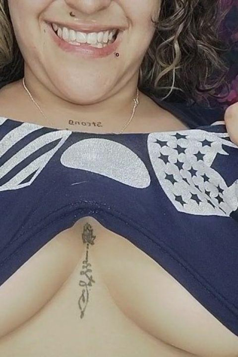 Ripping Blouse - Screenshot 1 of 4 - Adorable
