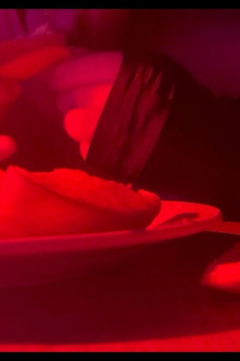 Eating Oranges Spit - Screenshot 1 of 4 - Babes