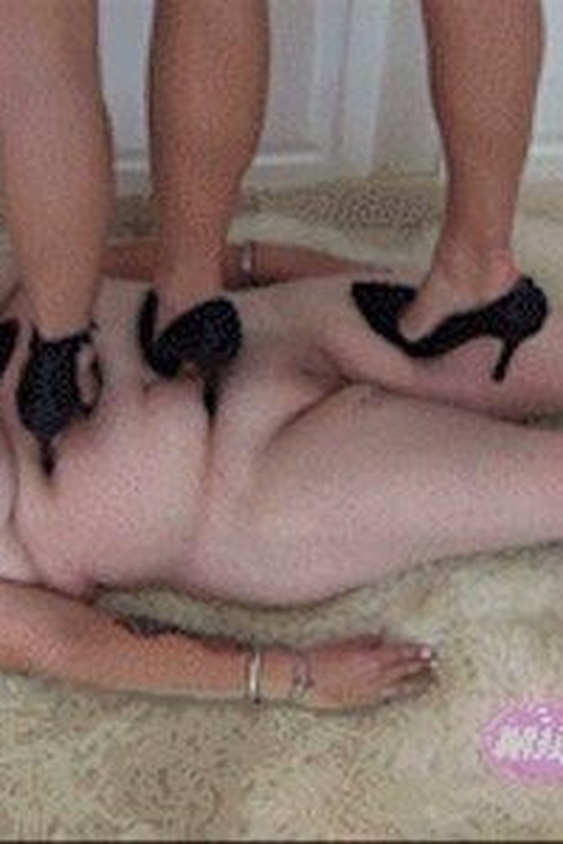 Trample Mat Whore (Sd) - Screenshot 1 of 4 - Femdom