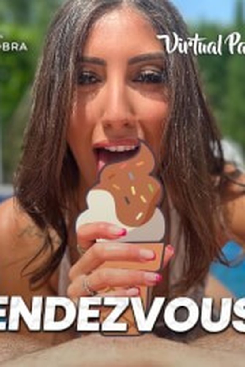 Poolside Rendezvous - Screenshot 1 of 4 - Blowjob