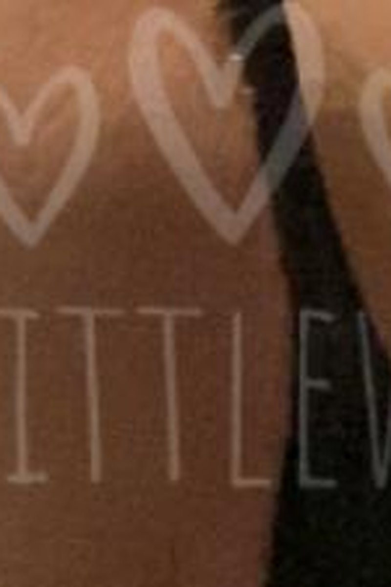 G String - Screenshot 1 of 4 - Ass Crack