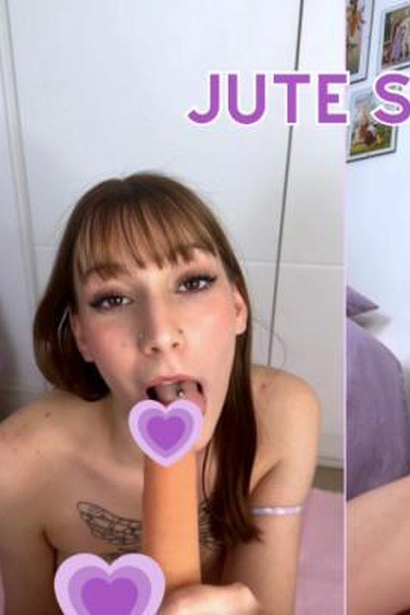 Jute Sur Mes Seins - Screenshot 1 of 4 - Blowjob