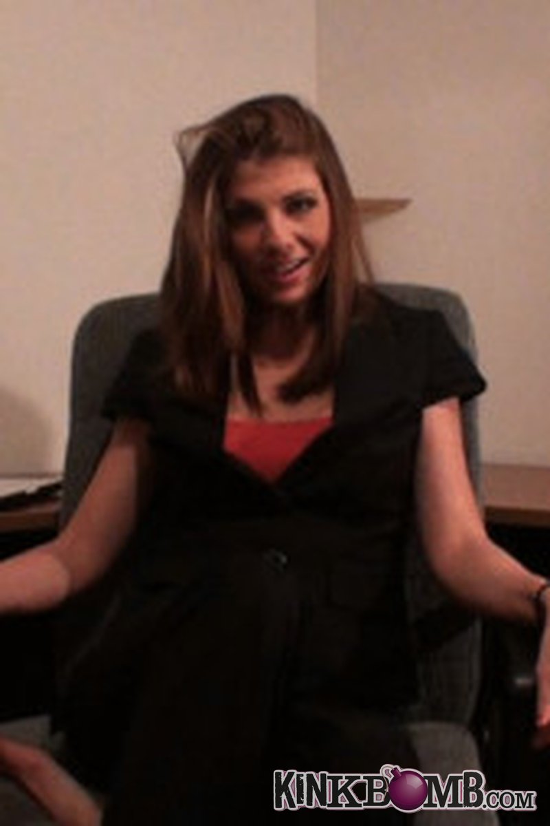 Bratty Jamie Productions: Sissy Humiliation - Screenshot 1 of 4 - Bitch