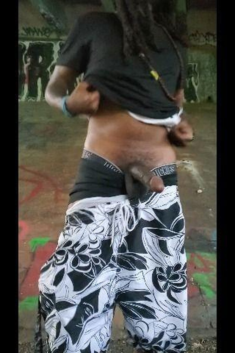 Treasure Troll Under A Bridge - Screenshot 1 of 4 - BBC