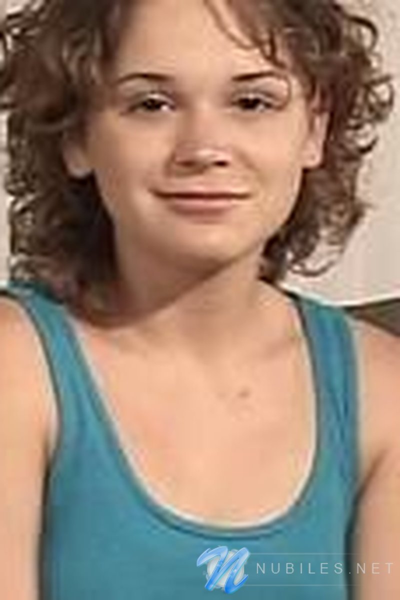 Talks - Screenshot 1 of 4 - Bra