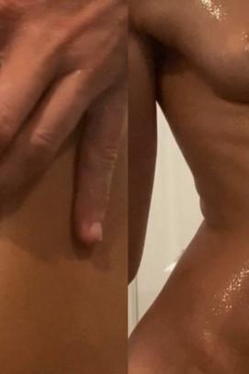 Oily Belly Button - Screenshot 1 of 4 - Belly Fetish