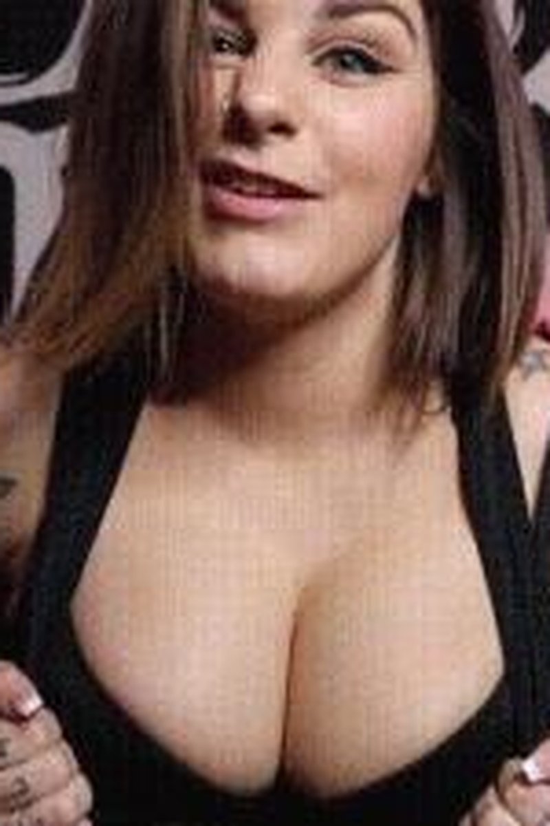 Jugs - Screenshot 1 of 4 - Big Tits