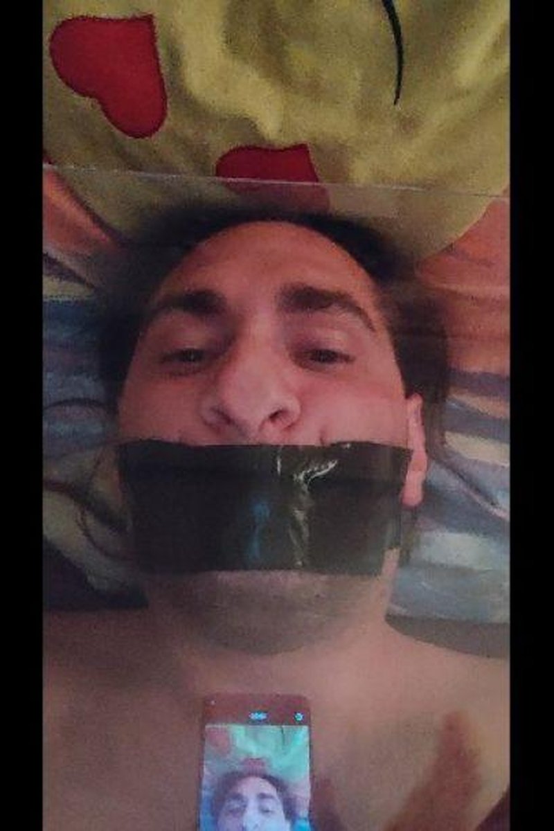 Nose Squashed - Screenshot 1 of 4 - Cumshot