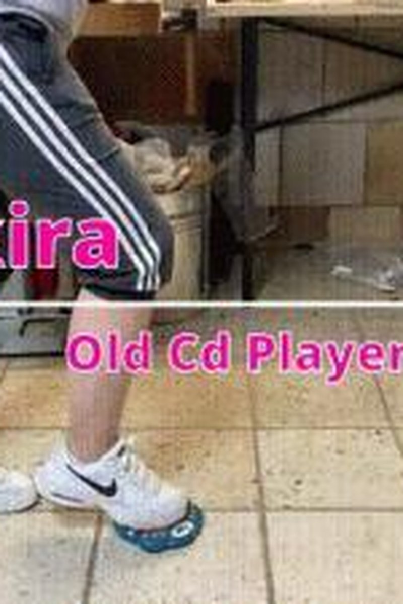 Akira Destroy Cd Player - Screenshot 1 of 4 - Barefoot