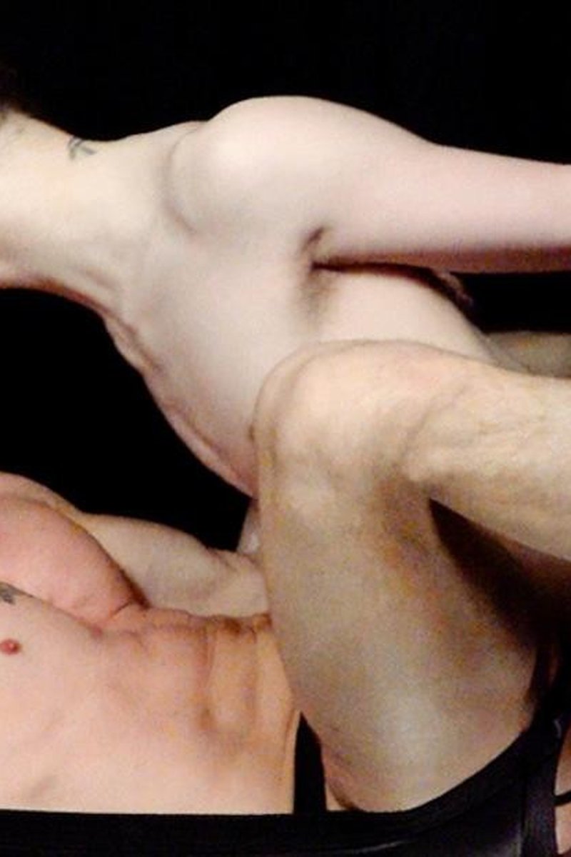 Chapter 1 - Chapter 1 - Screenshot 1 of 4 - All Sex