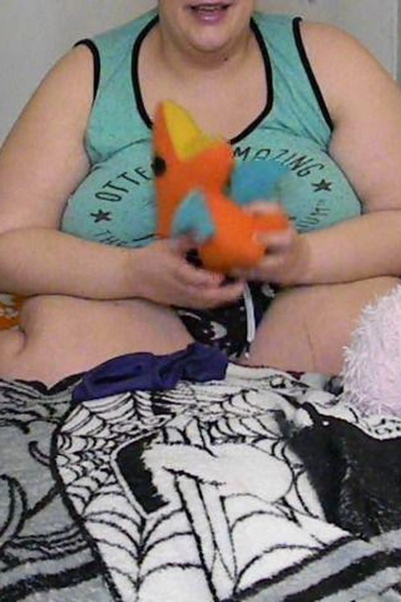 Stuffies Show Off - Screenshot 1 of 4 - BBW