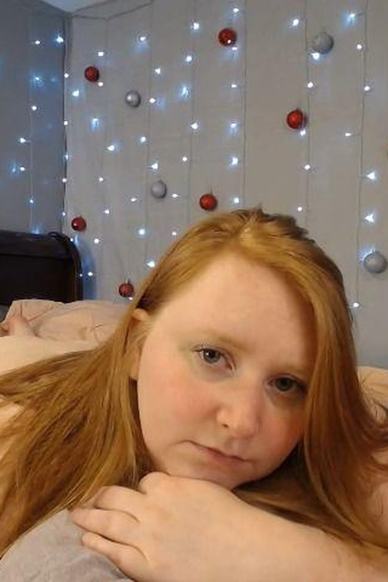Edging Myself - Screenshot 1 of 4 - BBW