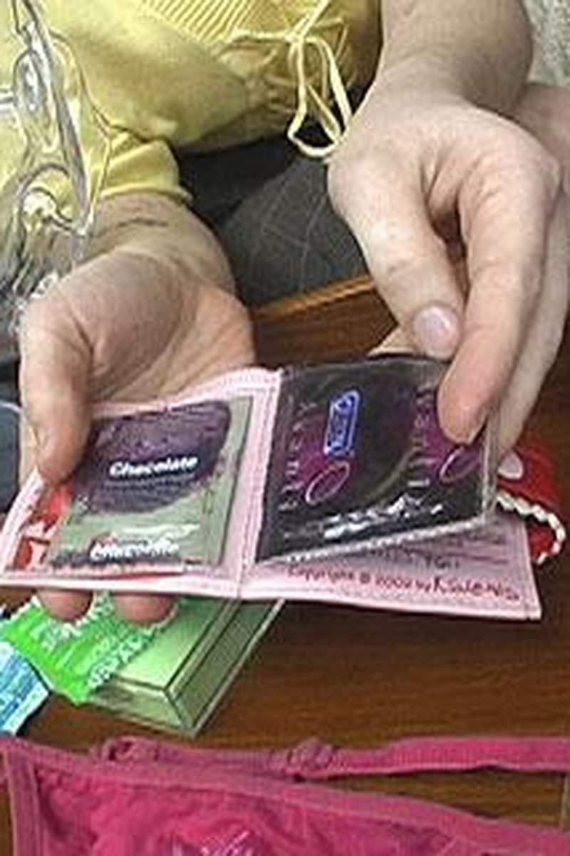 Condom Usage - Screenshot 1 of 4 - Megan Andelloux