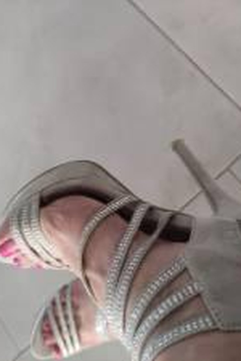 Piedini - Screenshot 1 of 4 - Foot Fetish