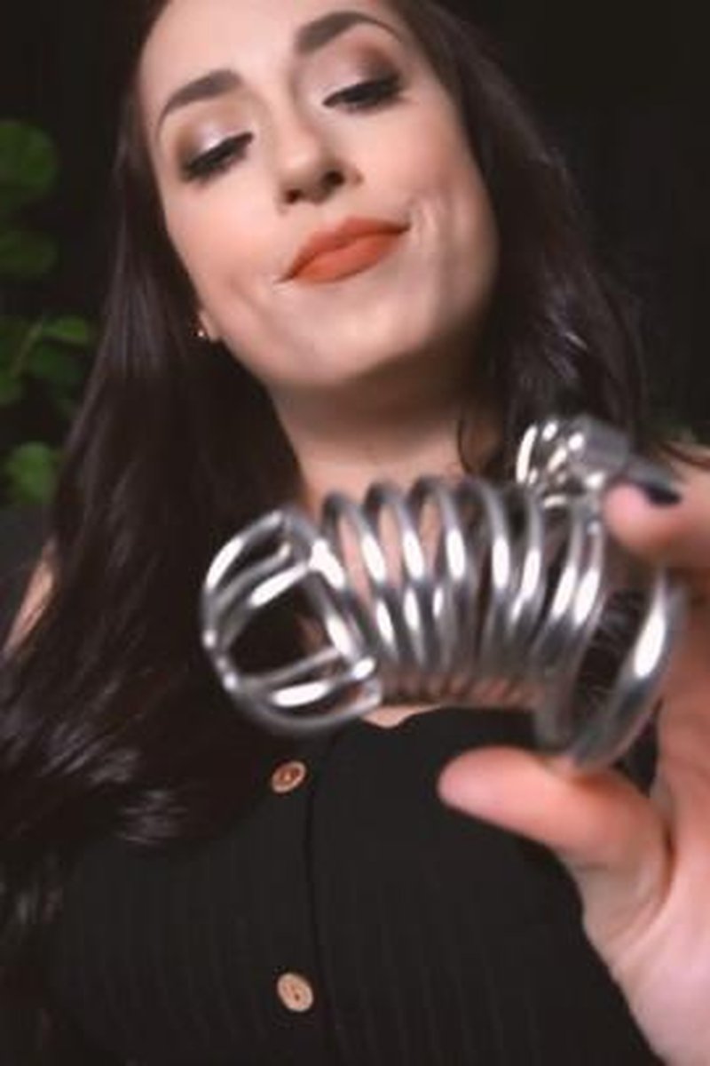 Caged FOR2021 - Screenshot 1 of 4 - Chastity Toys