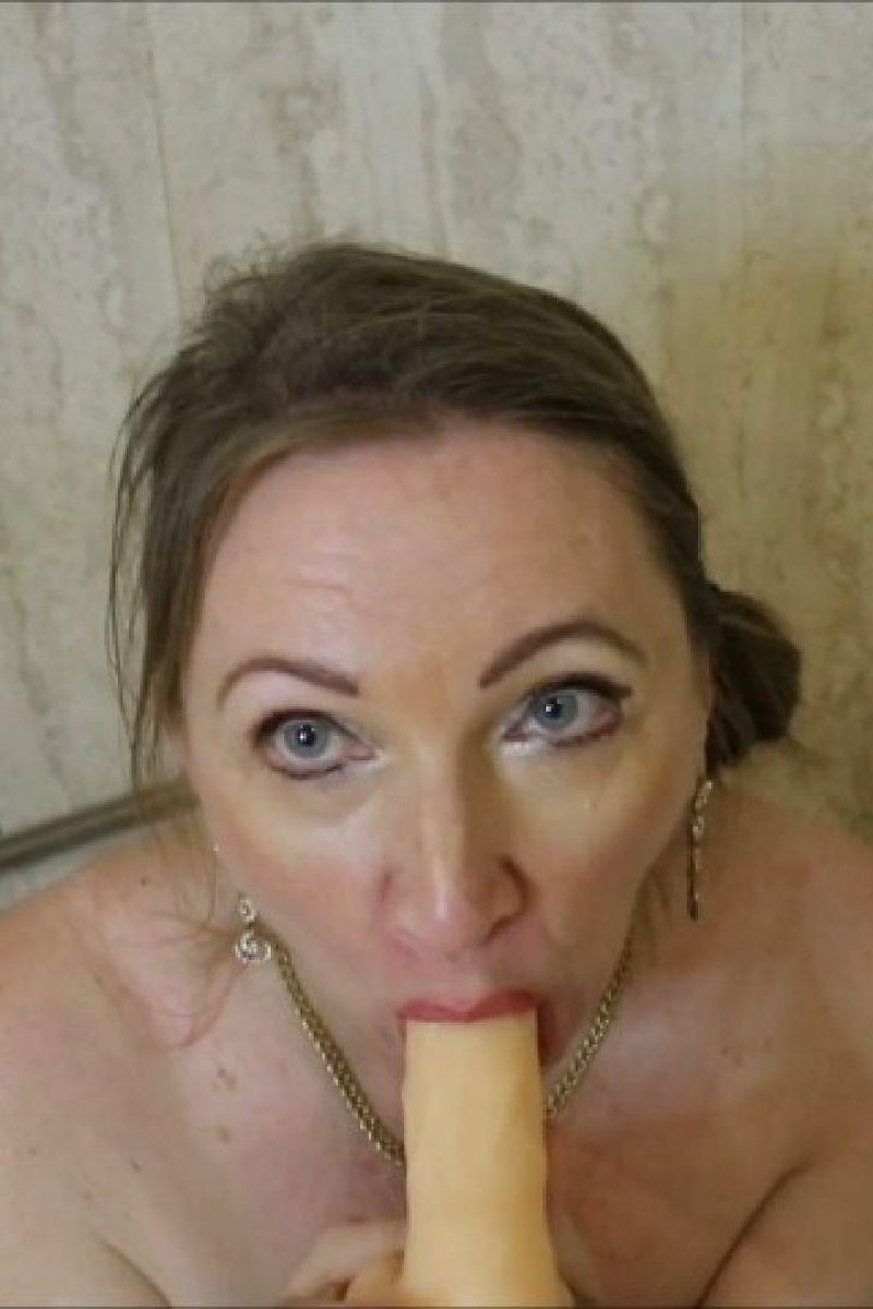 Striptease, Blowjob And Huge Titty Fuck - Screenshot 1 of 4 - Big Tits