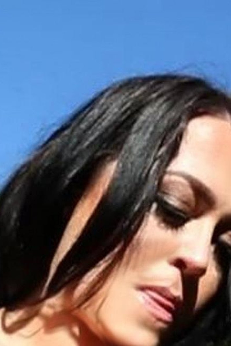 Leanne Crow - Poolside Floaties 5D 2 - Screenshot 1 of 4 - Huge Tits