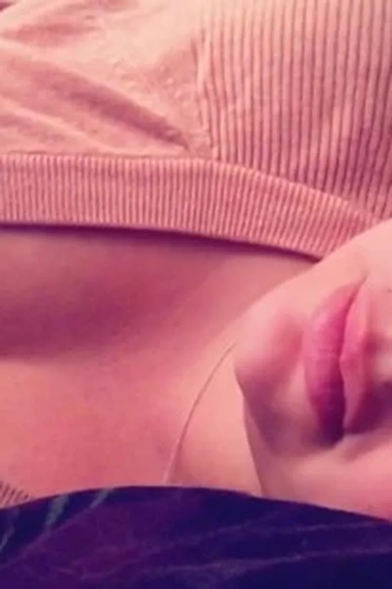 Slow Tease - Screenshot 1 of 4 - Crystal Denison