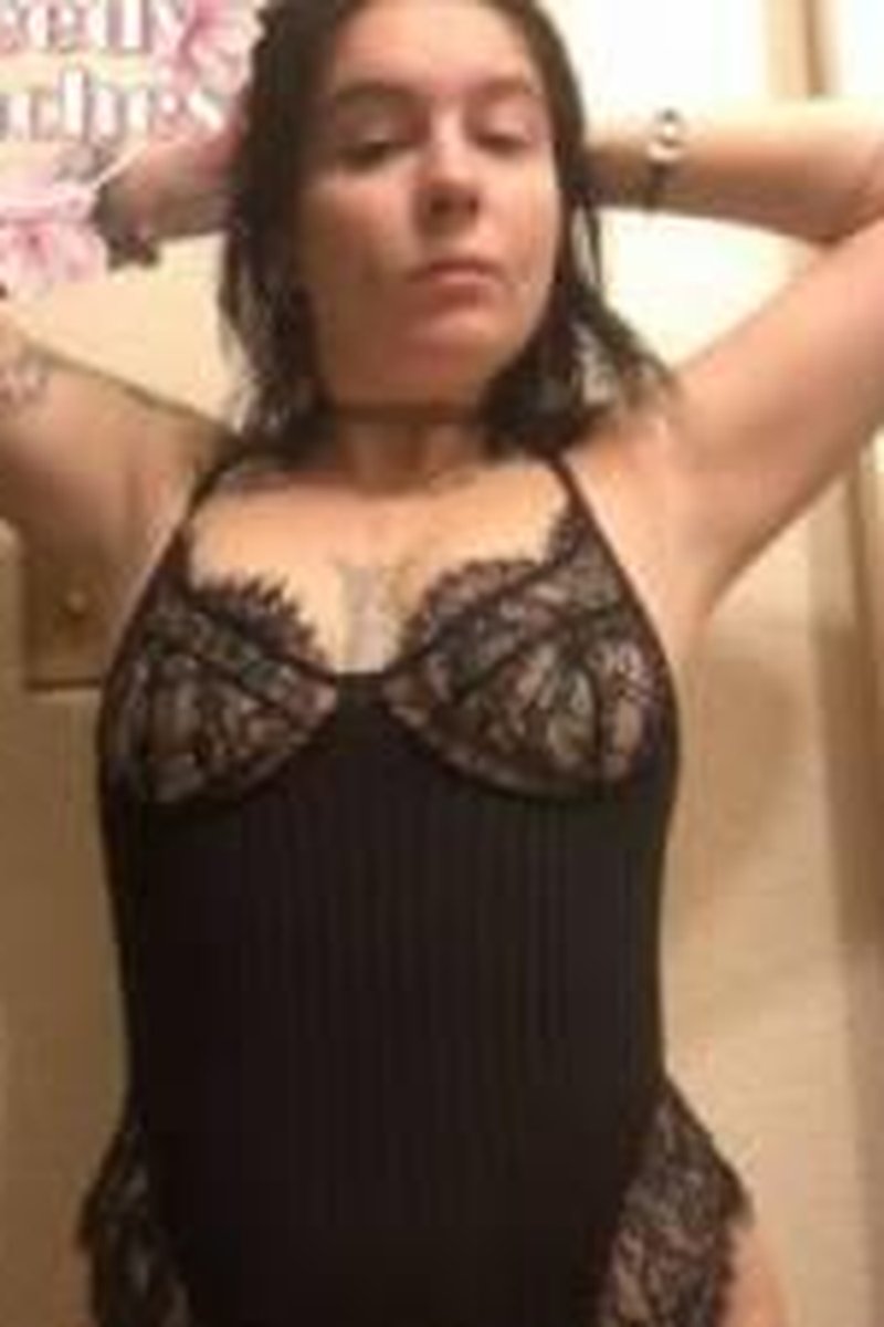 Brushing Teeth Time! - Screenshot 1 of 4 - Ass Worship