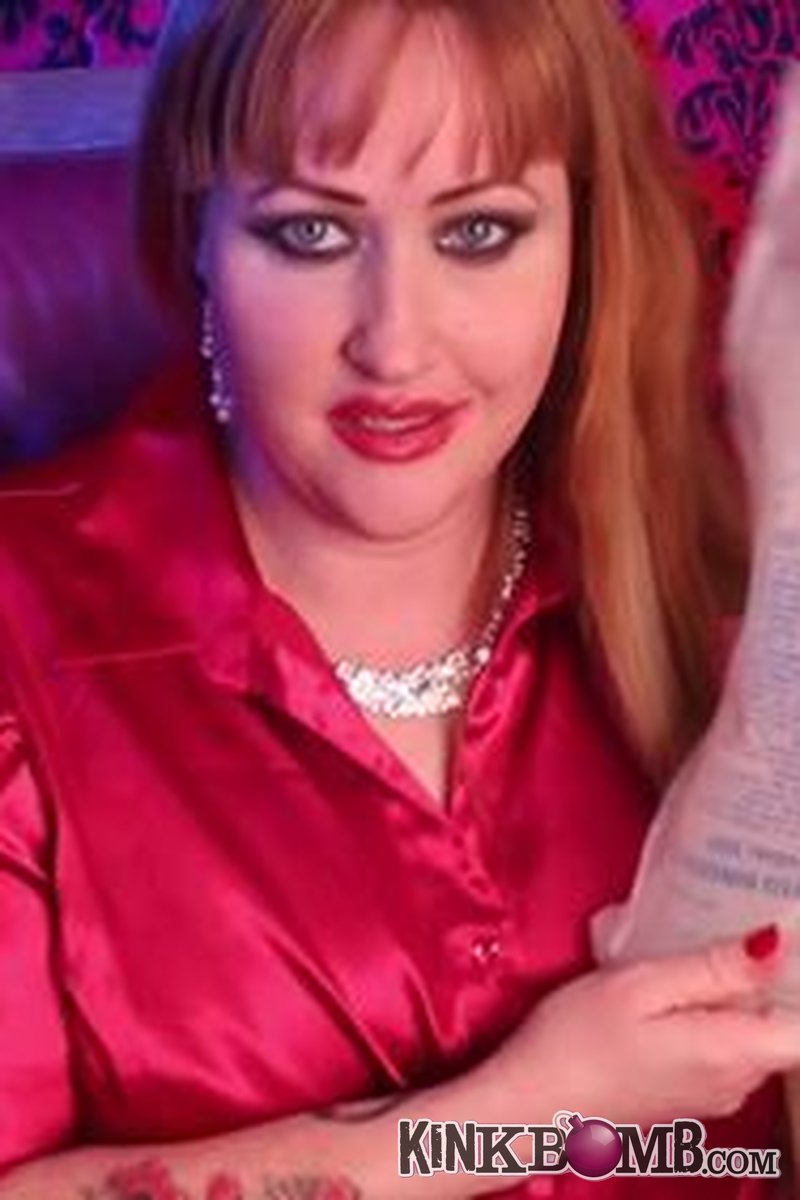 Mistressjuliesimone: Elephant Balls Saline Infusion - Screenshot 1 of 4 - Femdom