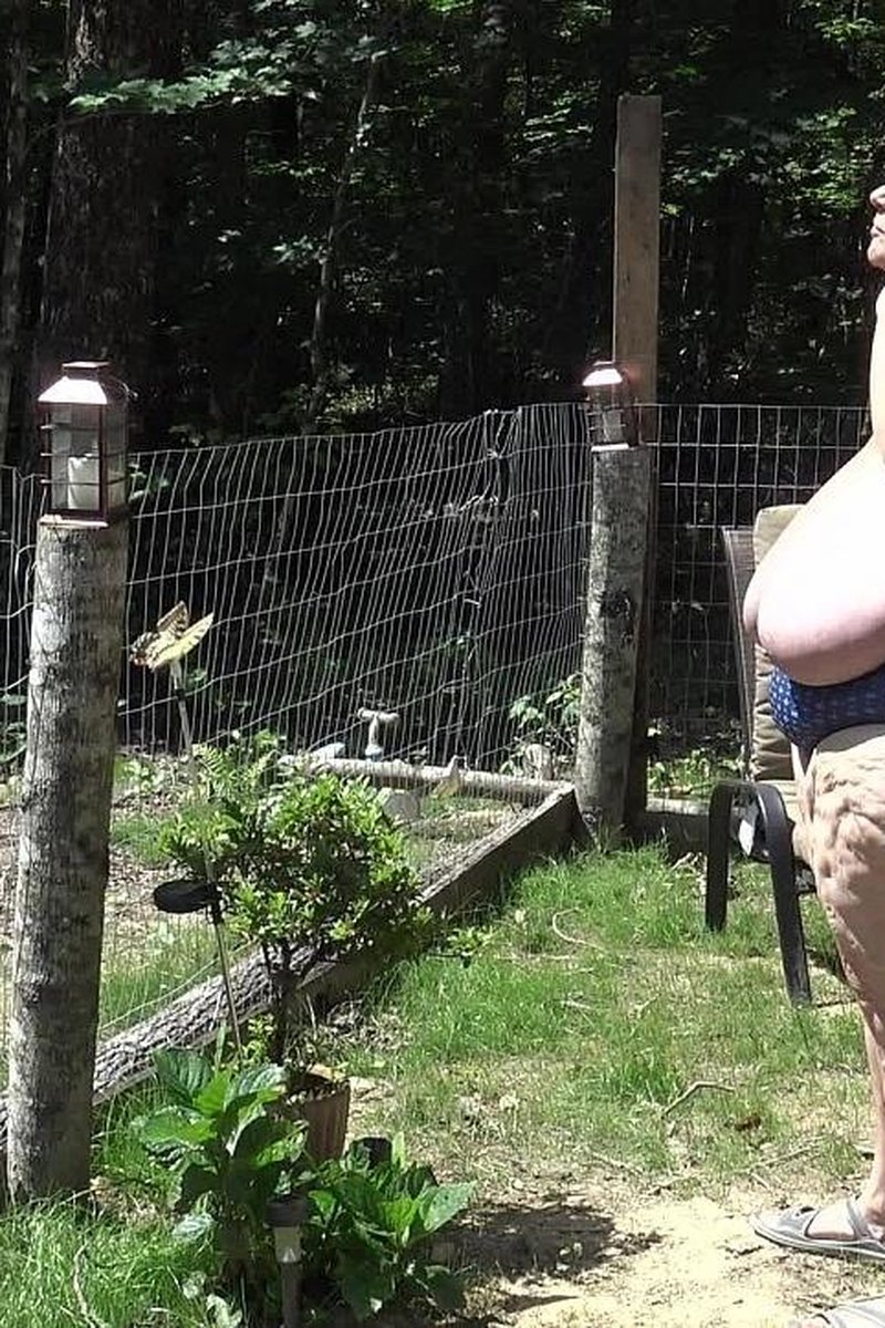 Watering My Plants Outdoors Topless - Screenshot 1 of 4 - Suzie Q Aka Suzie 44k
