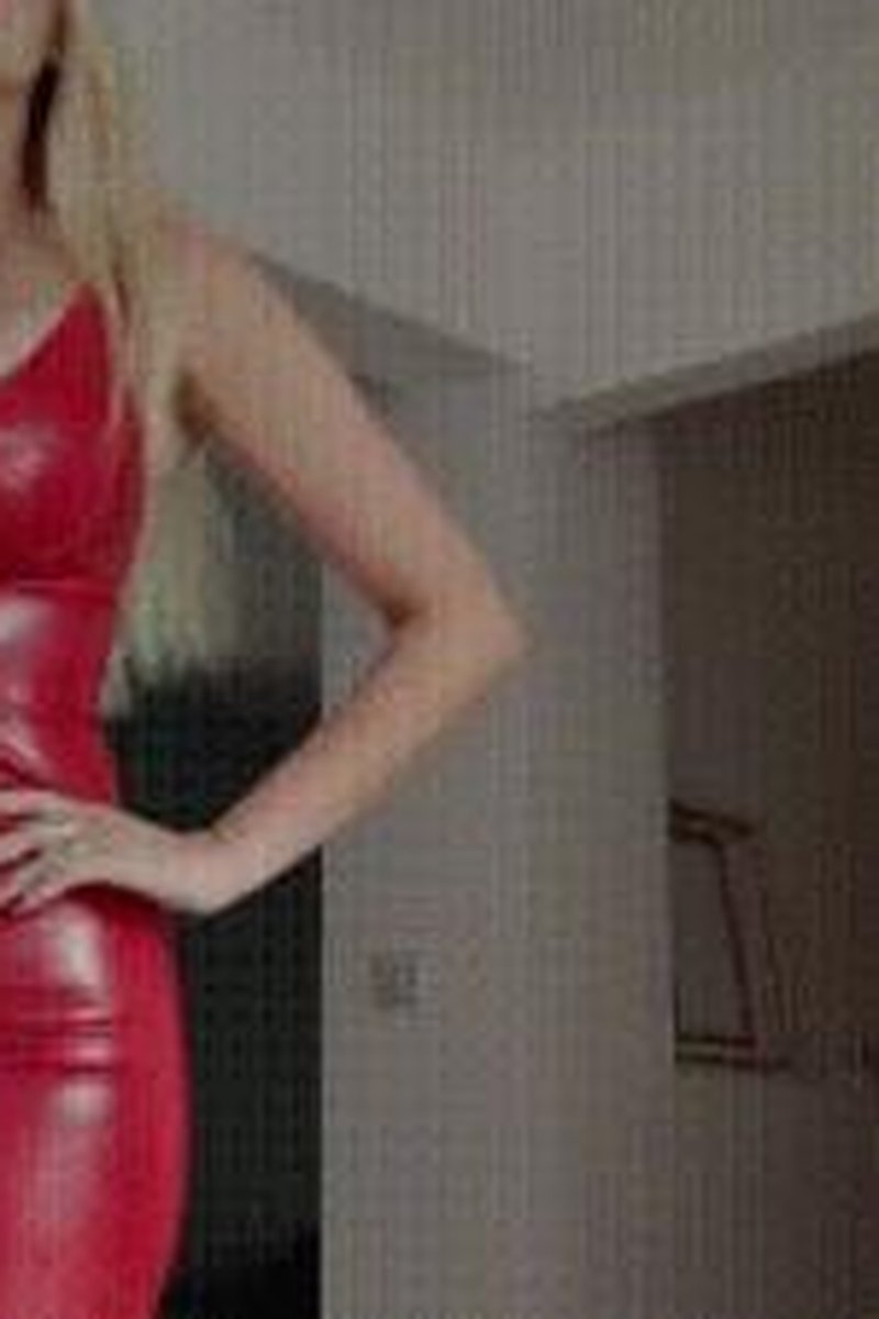 Cum Slut - Screenshot 1 of 4 - Cum Eating