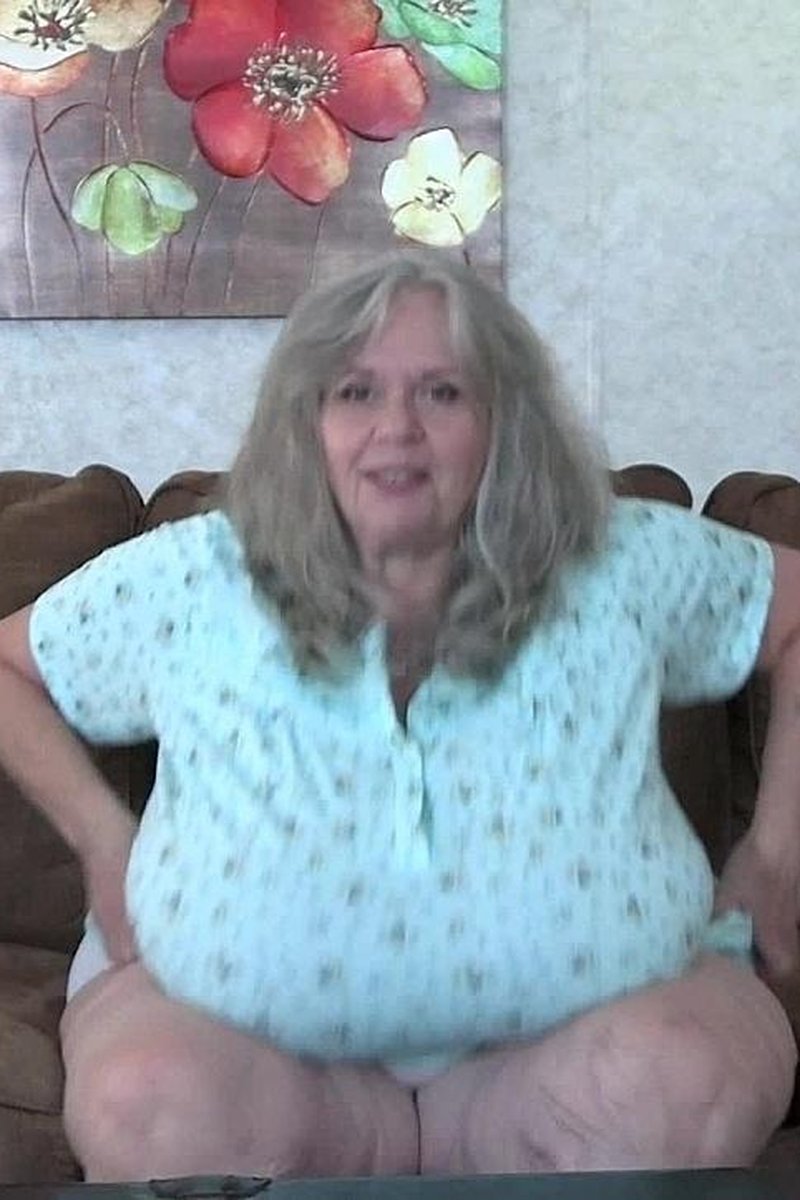 Granny Helps - Screenshot 1 of 4 - Suzie Q Aka Suzie 44k