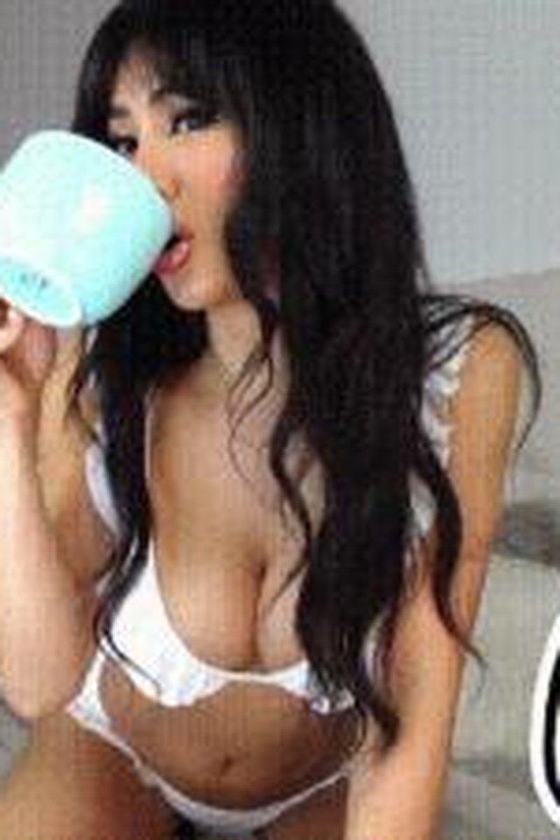 Milk Your Coffee! - Screenshot 1 of 4 - Cum Cleanup