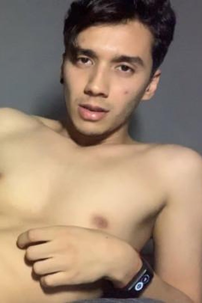 Twink Masturbating - Screenshot 1 of 4 - Amateur