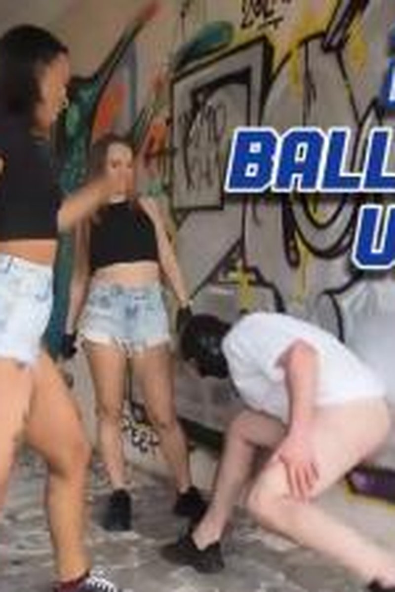 Ballbusting Extreme 2:0 - Screenshot 1 of 4 - Cock And Ball Torture