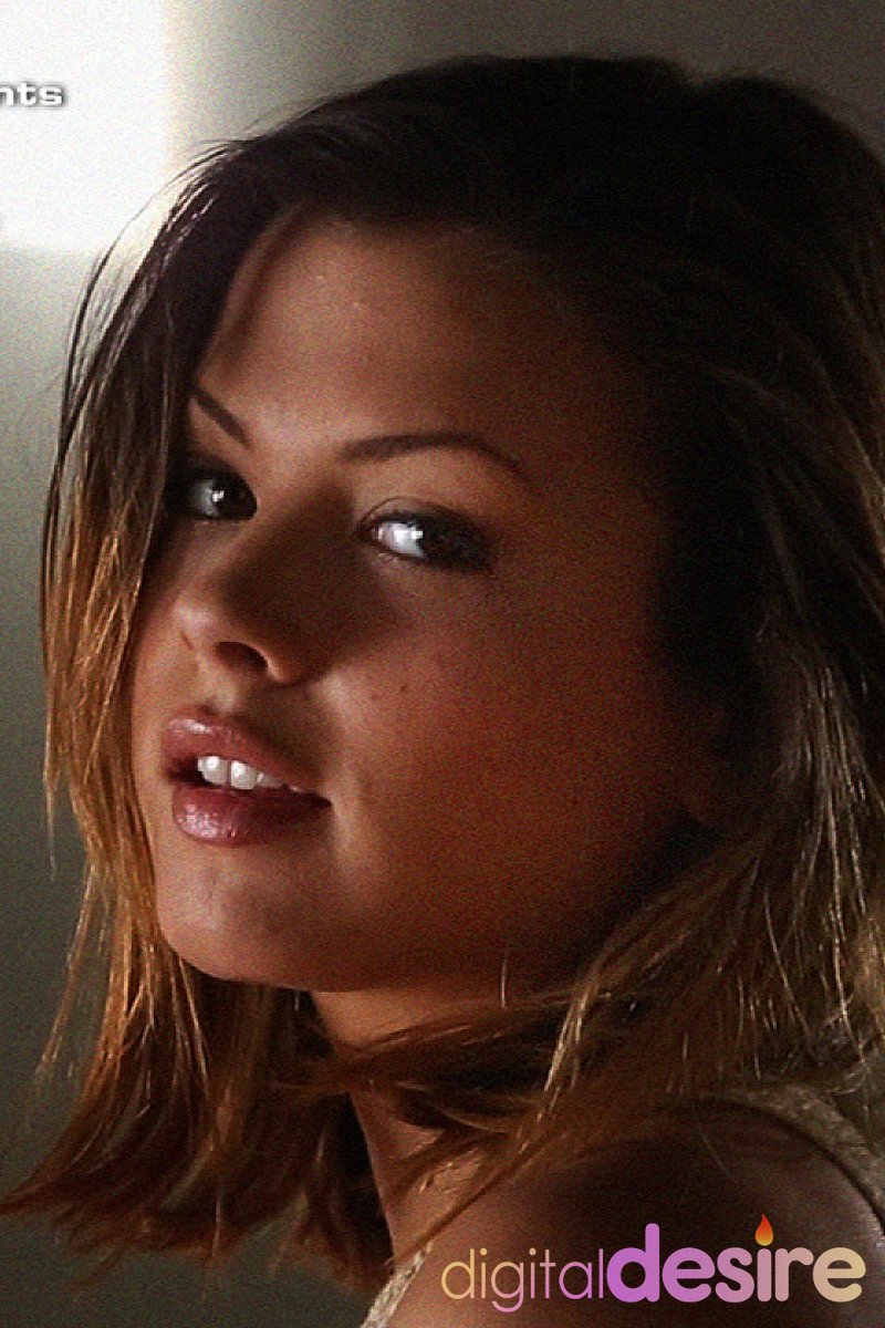 Keisha Grey - Screenshot 1 of 4 - Blond Hair