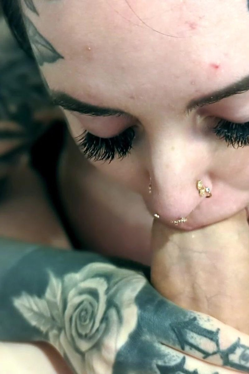 BJ Fun - Screenshot 1 of 4 - Big Tits