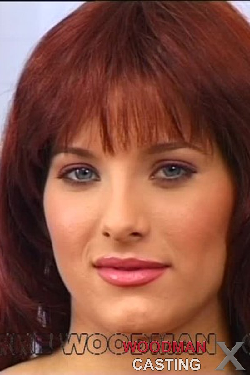 Petra Short - XXXX - Sofa + 3 Boys - Screenshot 1 of 4 - Anal