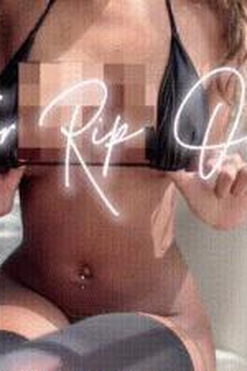 Another Rip Off - Screenshot 1 of 4 - Big Tits