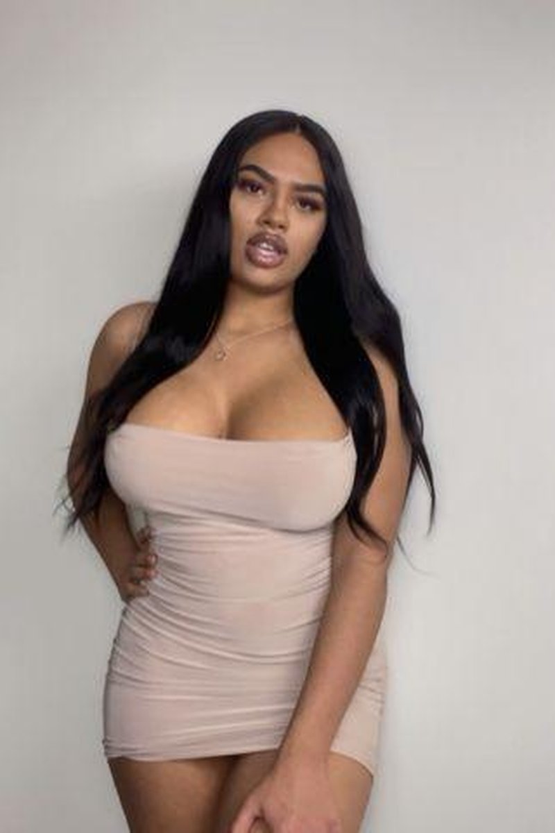Wallet Destroyer - Screenshot 1 of 4 - Big Tits