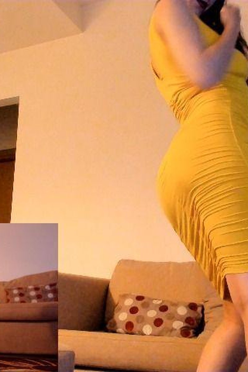 Yellow Temptation - Screenshot 1 of 4 - Cigar Fetish