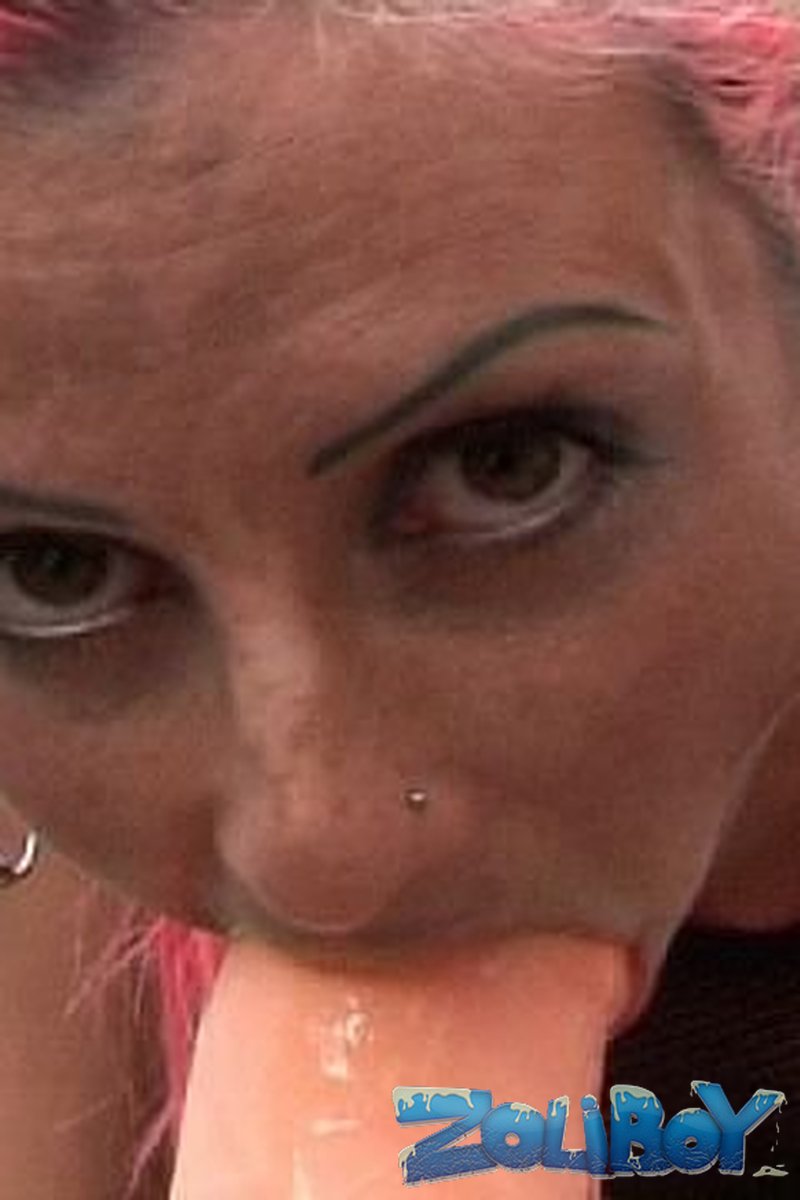 Hardest Blowjob - 1. - Screenshot 1 of 4 - Golden Shower