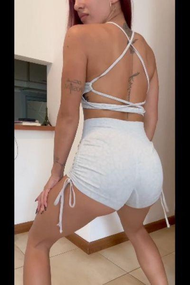 Close Twerk - Screenshot 1 of 4 - Big Ass