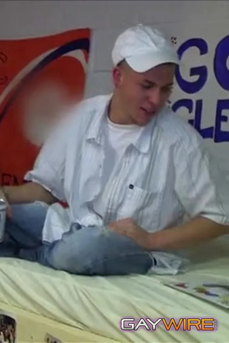 Whatever It Takes - Screenshot 1 of 4 - Anal