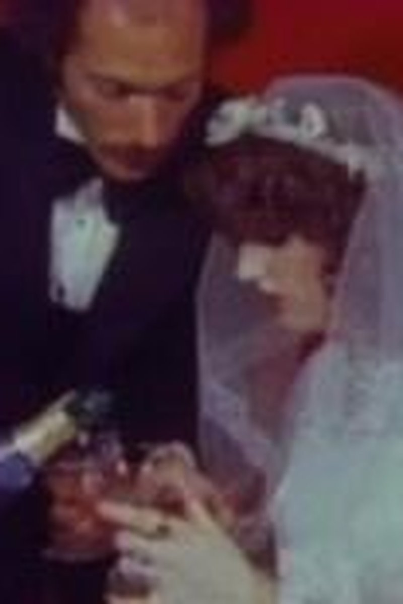 Bride Gets Anal - Screenshot 1 of 4 - Anal