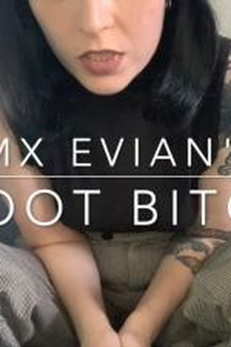 Boot Bitch - Screenshot 1 of 4 - Boot Worship
